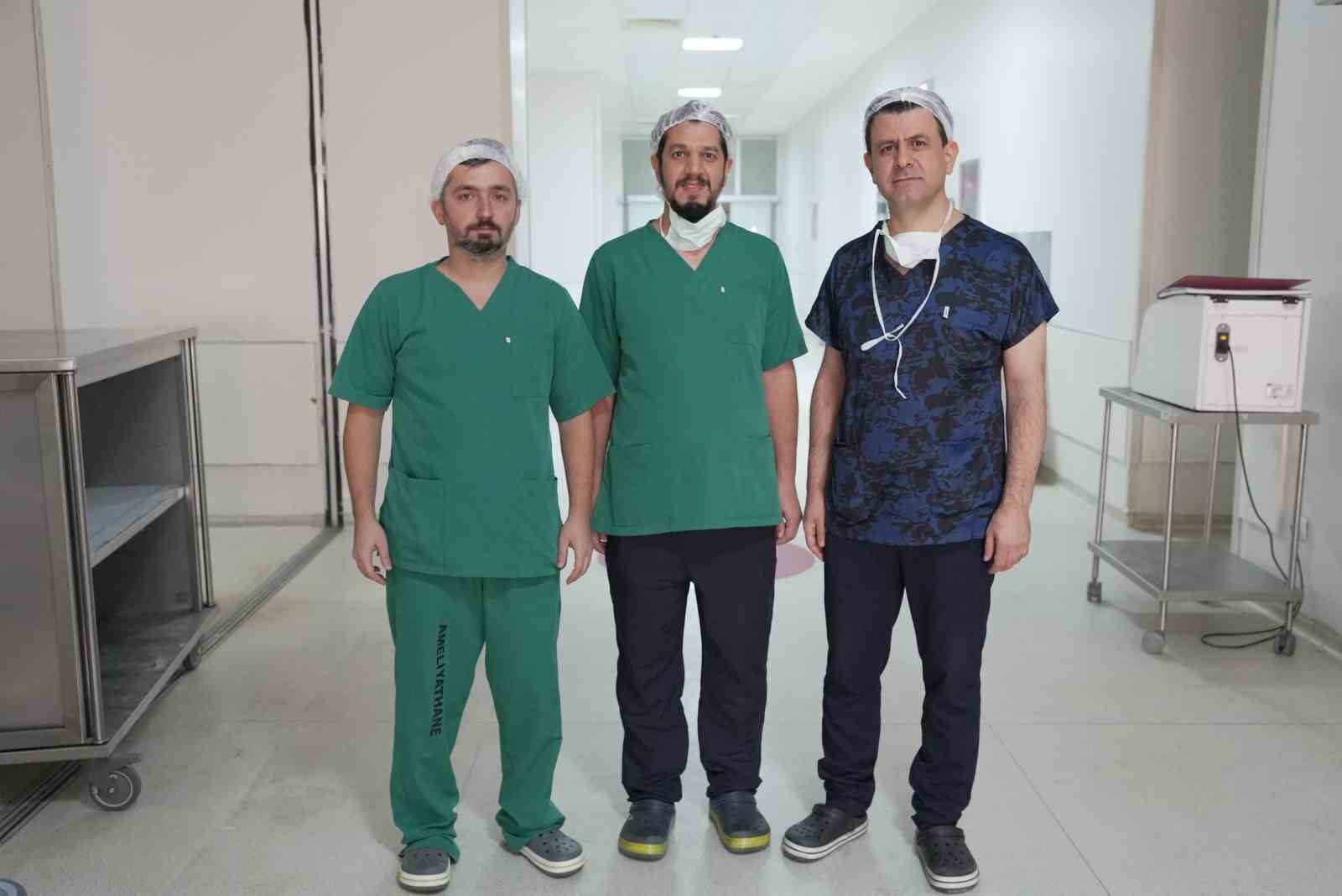 2 kilogrami asan dev tumor basariyla cikarildi 1 Ns1sZPgJ