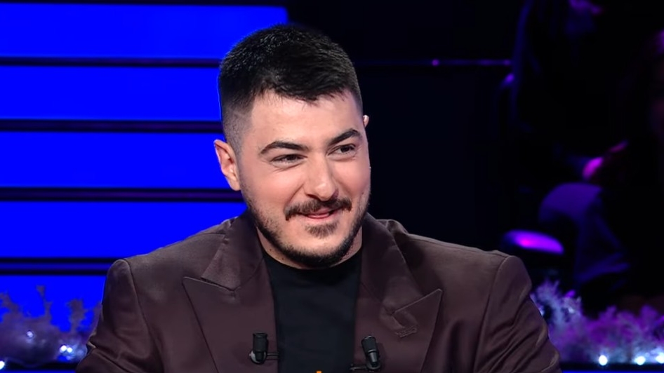 Semicenk’in yüzündeki değişim makyaj mı estetik mi?