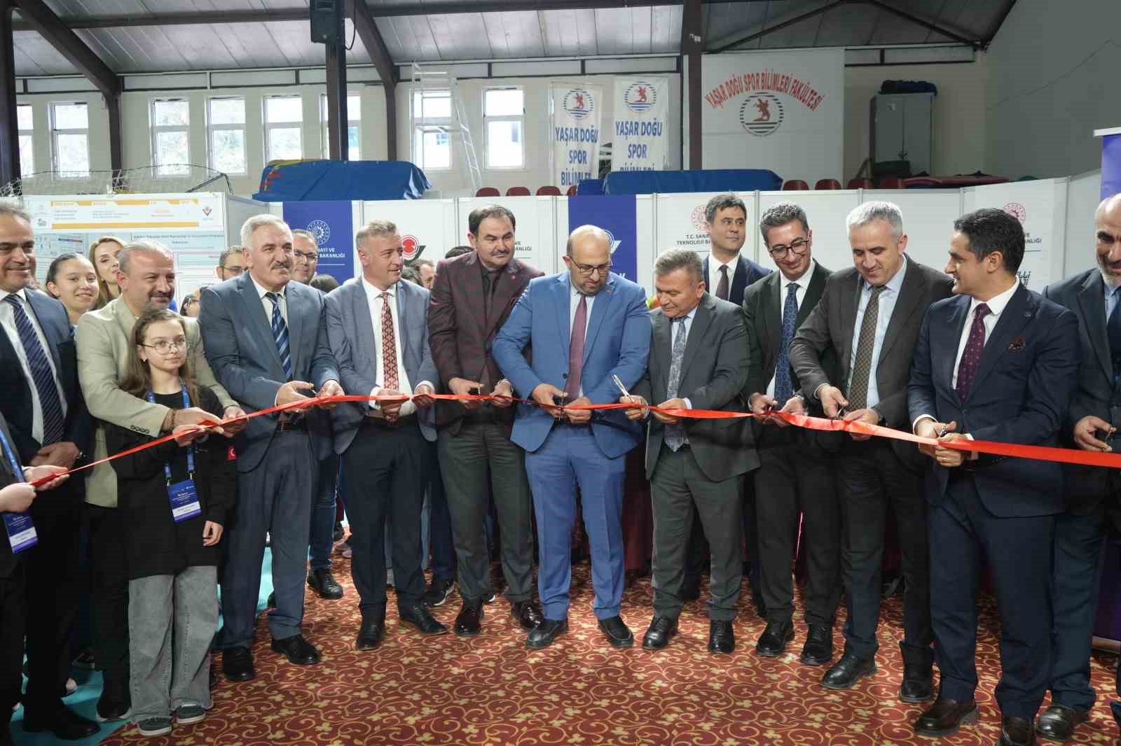 20 ortaokul ogrencileri arastirma projeleri yarismasi basladi 4