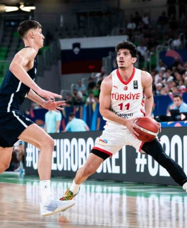 20-yas-alti-erkek-milli-basketbol-takimi-slovenyaya-maglup-oldu-7GyDknL5.jpg