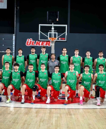 20-yas-alti-umit-erkek-milli-takimi-hazirliklarini-surduruyor-2Fr8wssg.jpg
