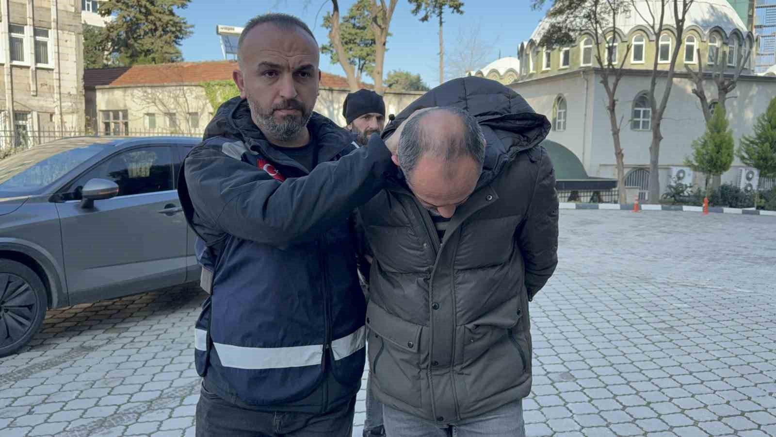 20 yil onceki cinayet yeniden kan doktu 1 Yd8v64Qe