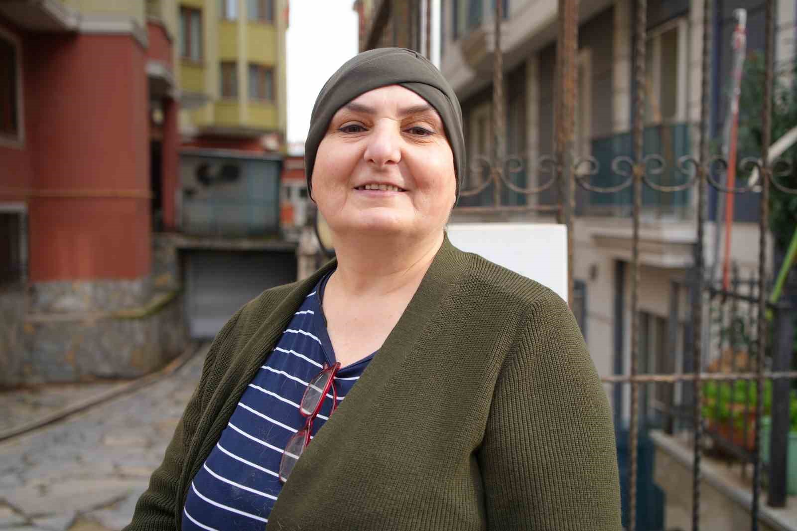 20 yildir sokak kedilerine annelik yapiyor sadece sevgi istiyorlar 3 gwIA2vLU