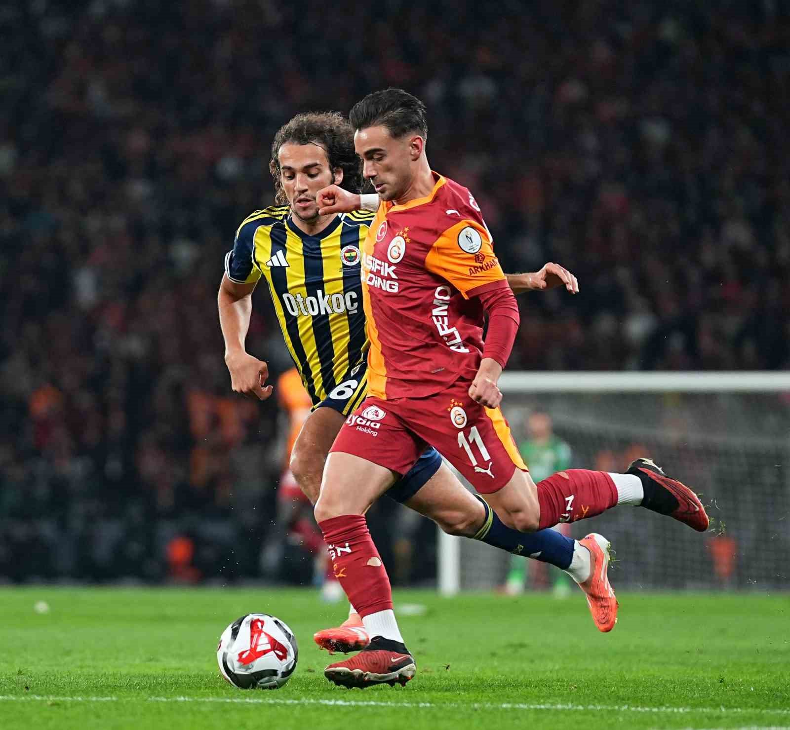 2025 Turkcell Süper Kupa: Galatasaray: 0 - Fenerbahçe: 1 (İlk yarı) 10 2025 turkcell super kupa galatasaray 0 fenerbahce 1 ilk yari 6 Rcm7iA6d