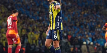 2025-turkcell-super-kupa-galatasaray-0-fenerbahce-1-ilk-yari-txvGsyfx.jpg