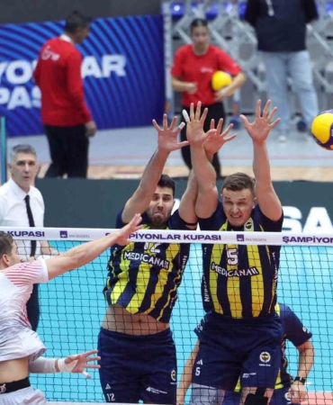 2025-voleybol-erkekler-sampiyonlar-kupasini-ziraat-bankkart-kazandi-l5NOgpzQ.jpg
