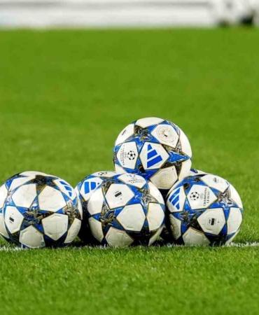 2026-2027-sezonunda-uefa-organizasyonlarinda-turkiyeden-5-takim-yer-alacak-ErJF1Q8l.jpg