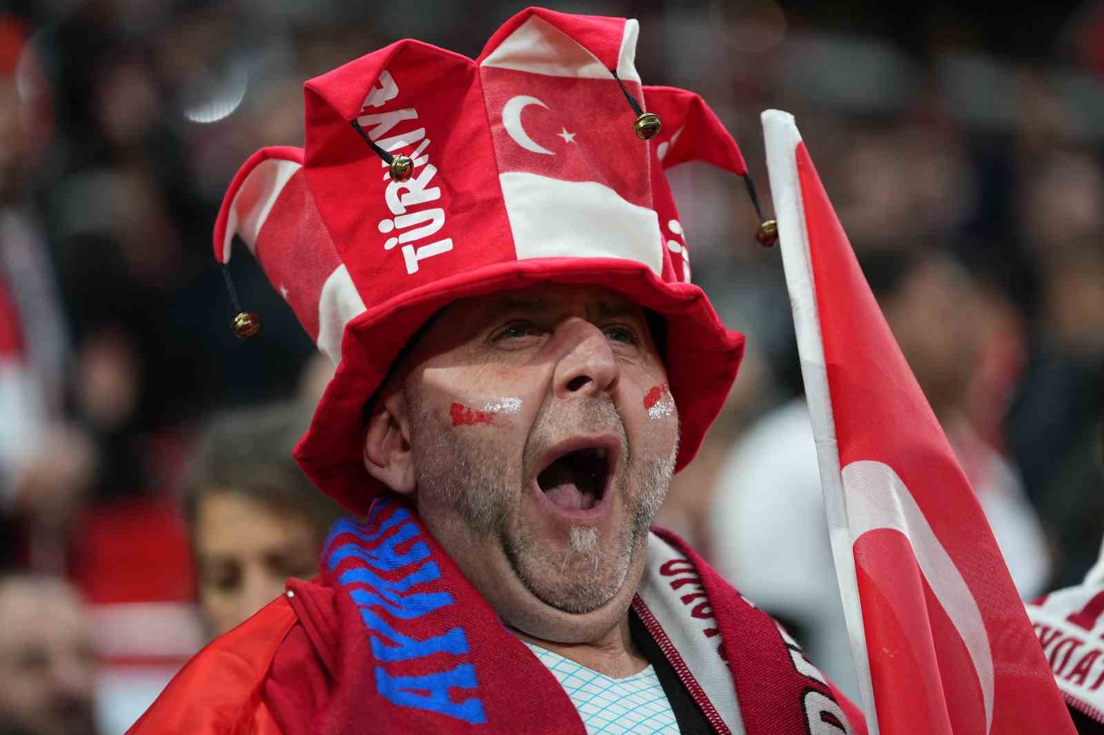 2026 FIFA Dünya Kupası play-off yarı final: Türkiye: 0 - Romanya: 0 (Maç devam ediyor) 18 2026 fifa dunya kupasi play off yari final turkiye 0 romanya 0 mac devam