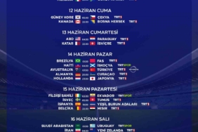 Erzurumspor FK’dan asırlık mirasa vefa: "Ehram" forması taraftarla buluştu 1 thumbnail