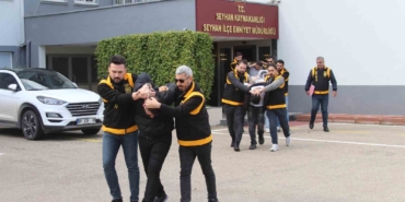adanada-santaj-ve-tehdit-sebekesi-polisin-operasyonuyla-cokertildi-IPFkGPml.jpg