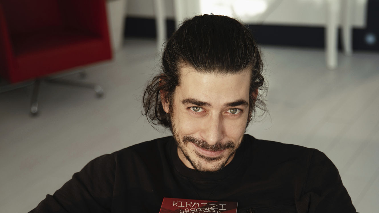 Alper Saldıran kimdir?