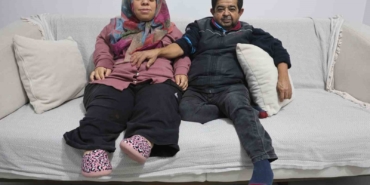 21-yil-sonra-evlenerek-asklarina-engel-tanimayan-cuce-cift-anne-ve-baba-olacak-olmanin-lW5xqgNP.jpg