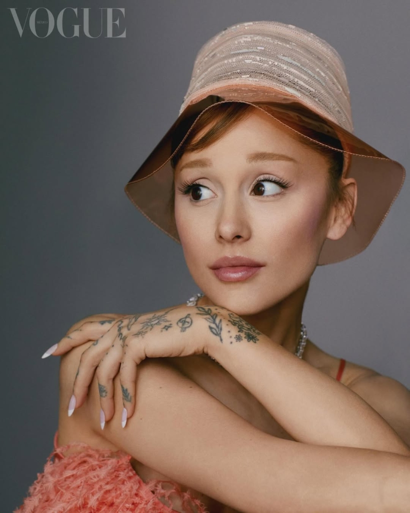 Ariana Grande Vogue Japan kapağında olay oldu! Parmak detayı sosyal medyayı karıştırdı 13 Moda çekimlerinde dijital müdahale tartışması yeniden mi başladı?