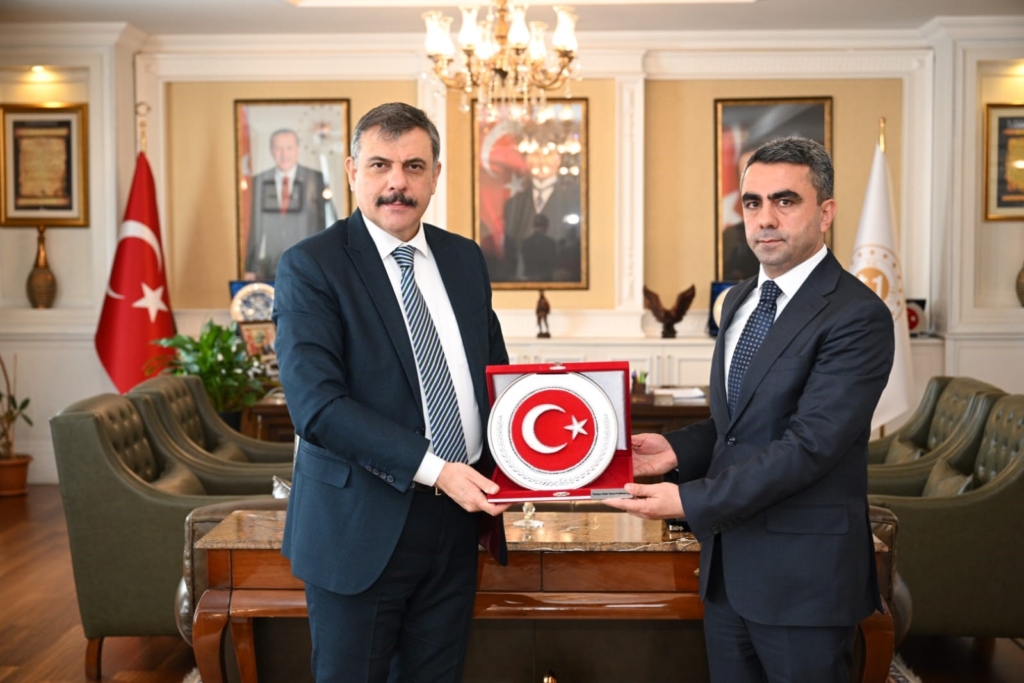 Mustafa Çiftçi kimdir?