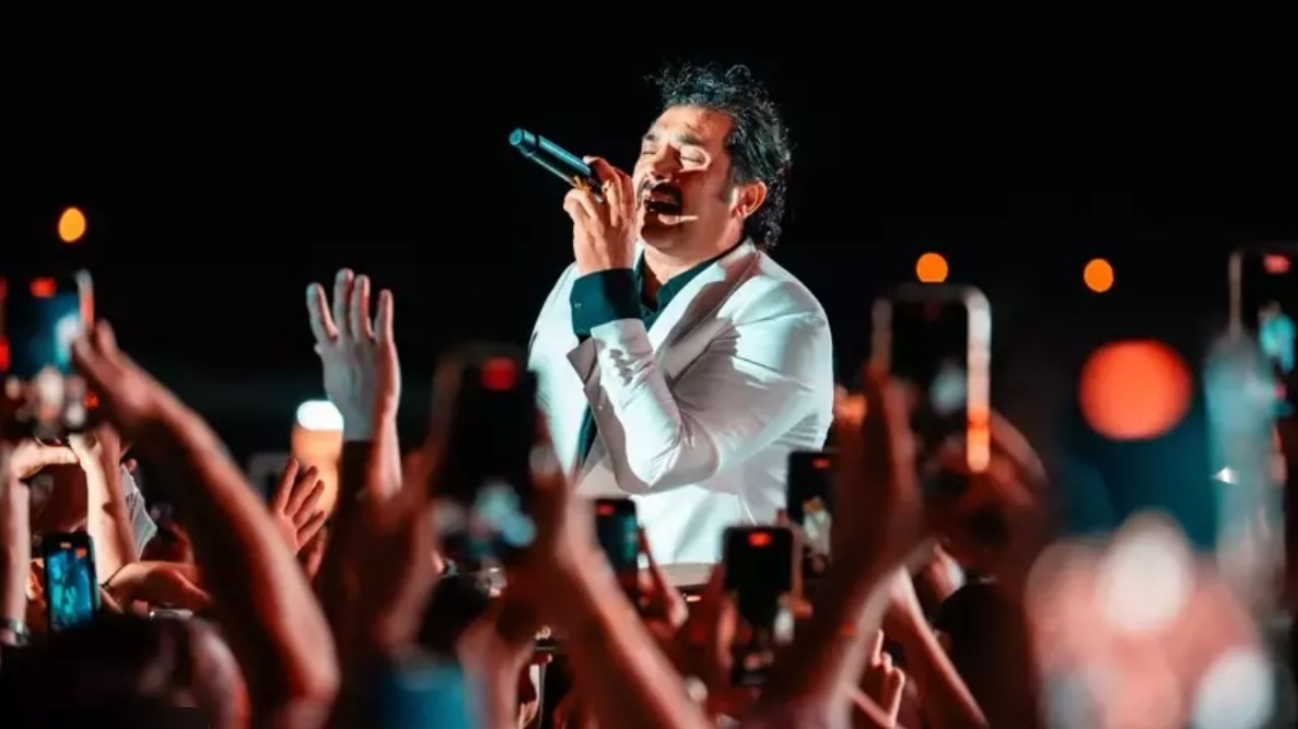 bayhan güllünün hangi şarkısını söyledi?