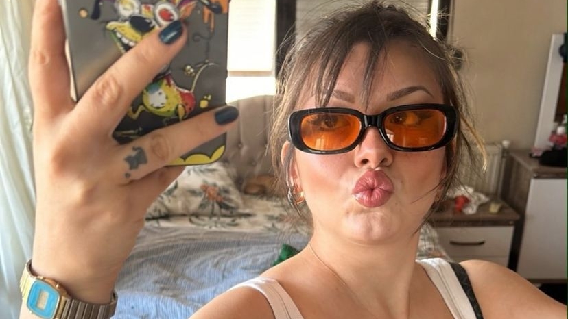 Simge Barankoğlu magazin dünyasında nasıl anılıyor?
