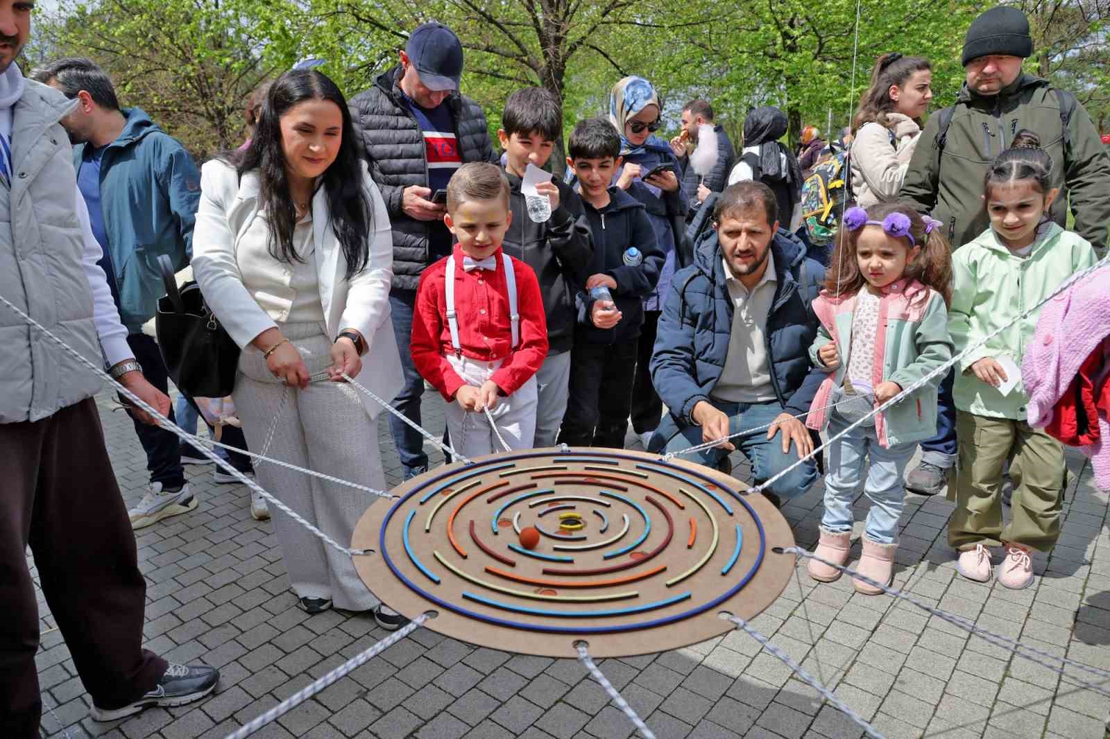 23 nisan bursada coskuyla kutlandi 1 jbka8pXX