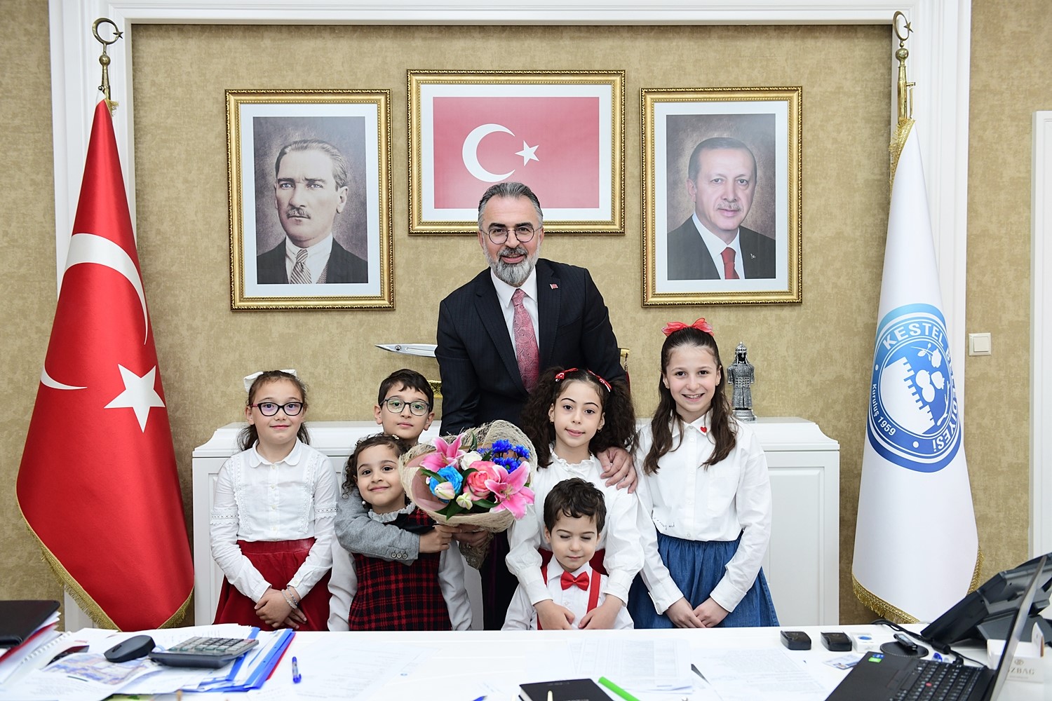 23 nisan coskusu kestelde birlik ve beraberlik icerisinde kutlandi 0