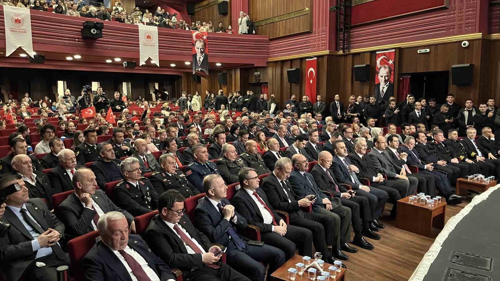 23 nisan coskusu salona sigmadi 0 GPtlQyP6