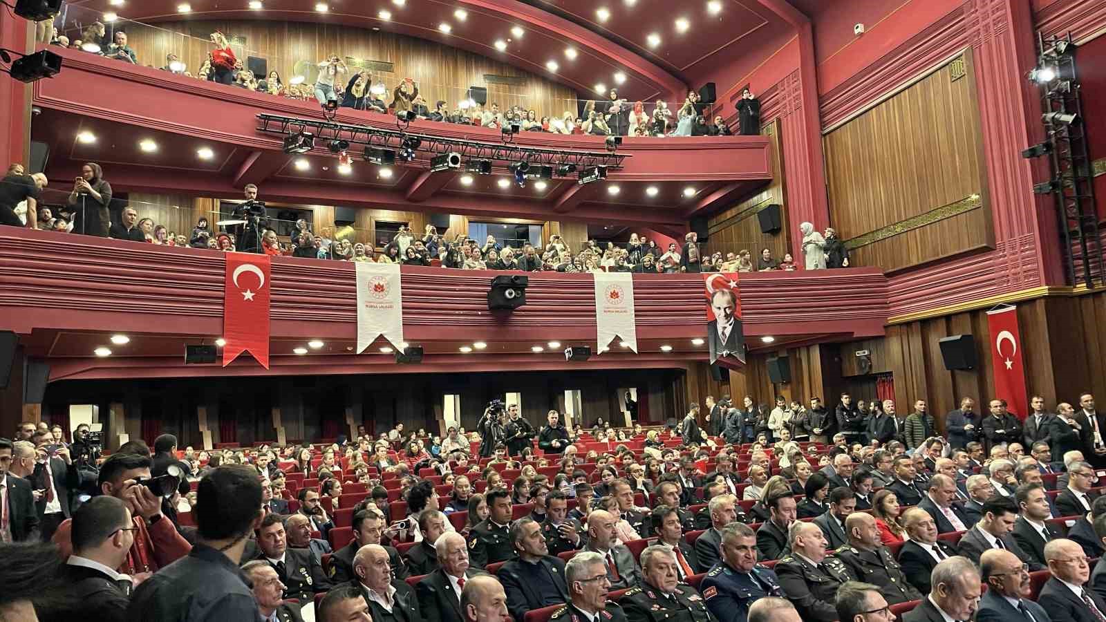 23 nisan coskusu salona sigmadi 1 ASIPmB2L