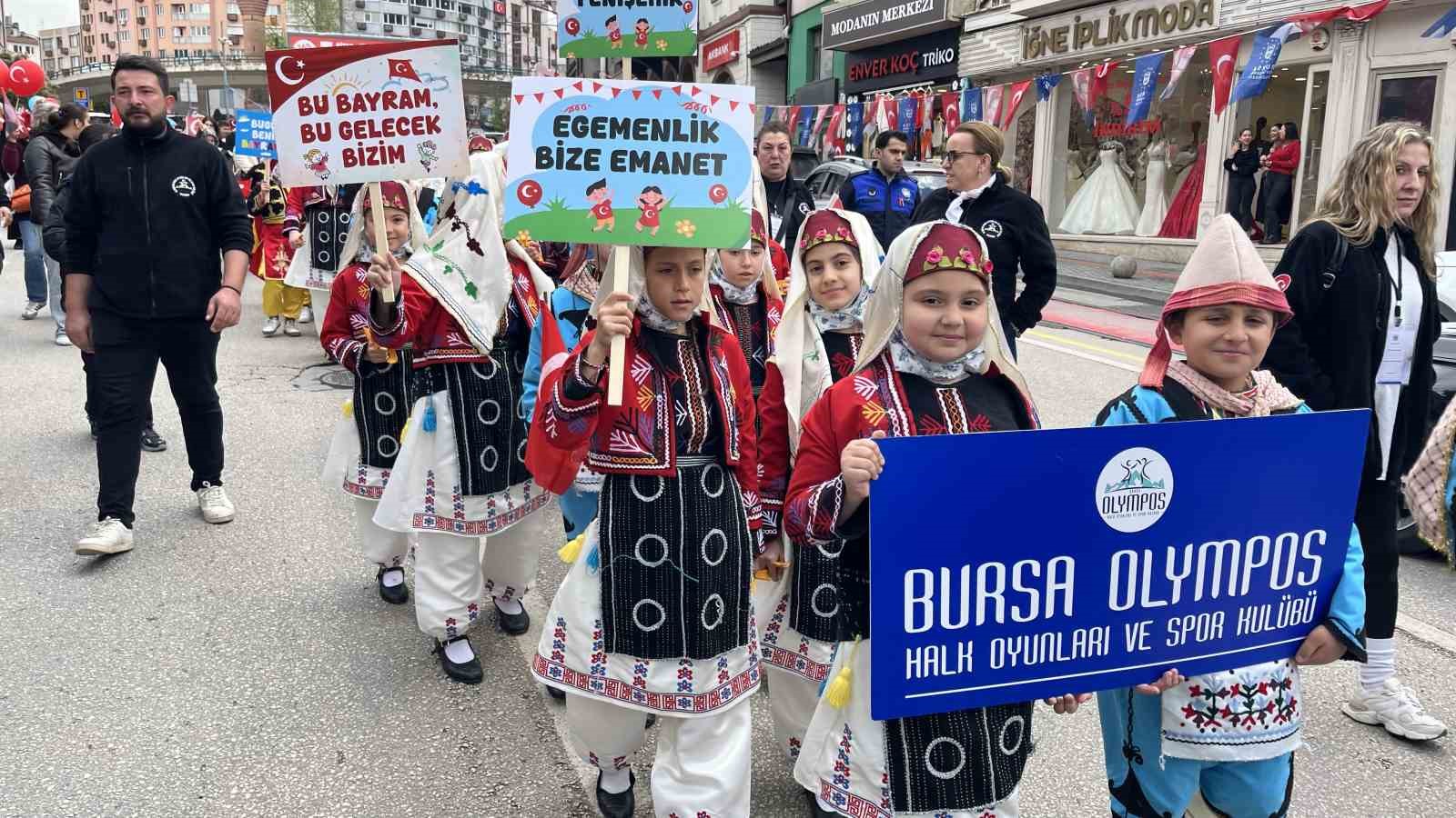 23 nisan korteji renkli goruntulere sahne oldu 2 K9htdNkU