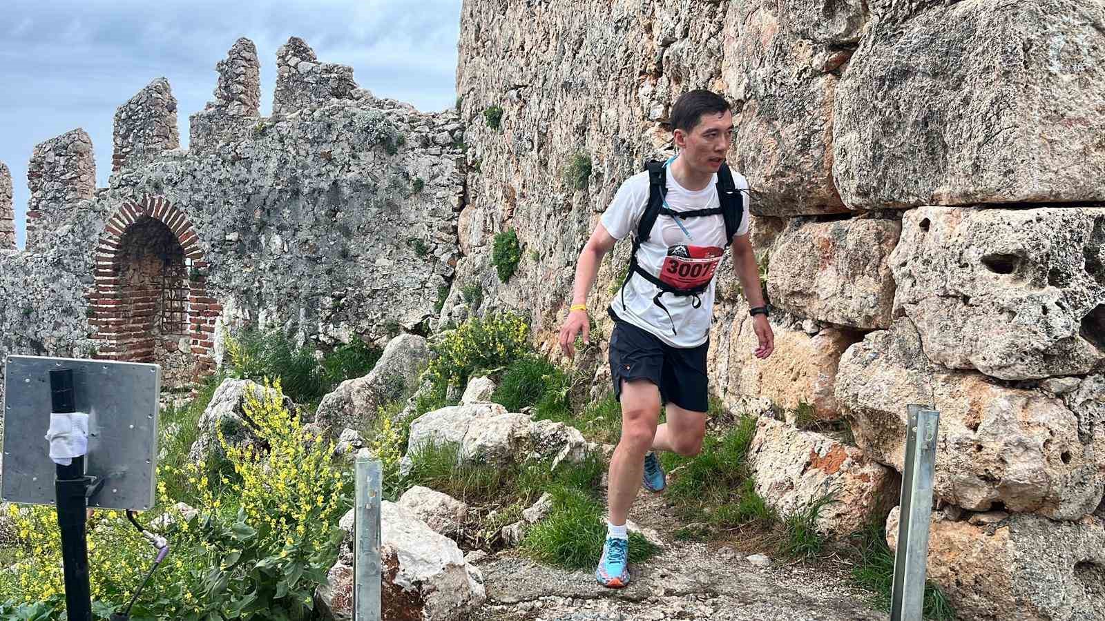 23 ulkeden 820 sporcu alanya ultra trail icin start aldi 9 nEUg9Skb