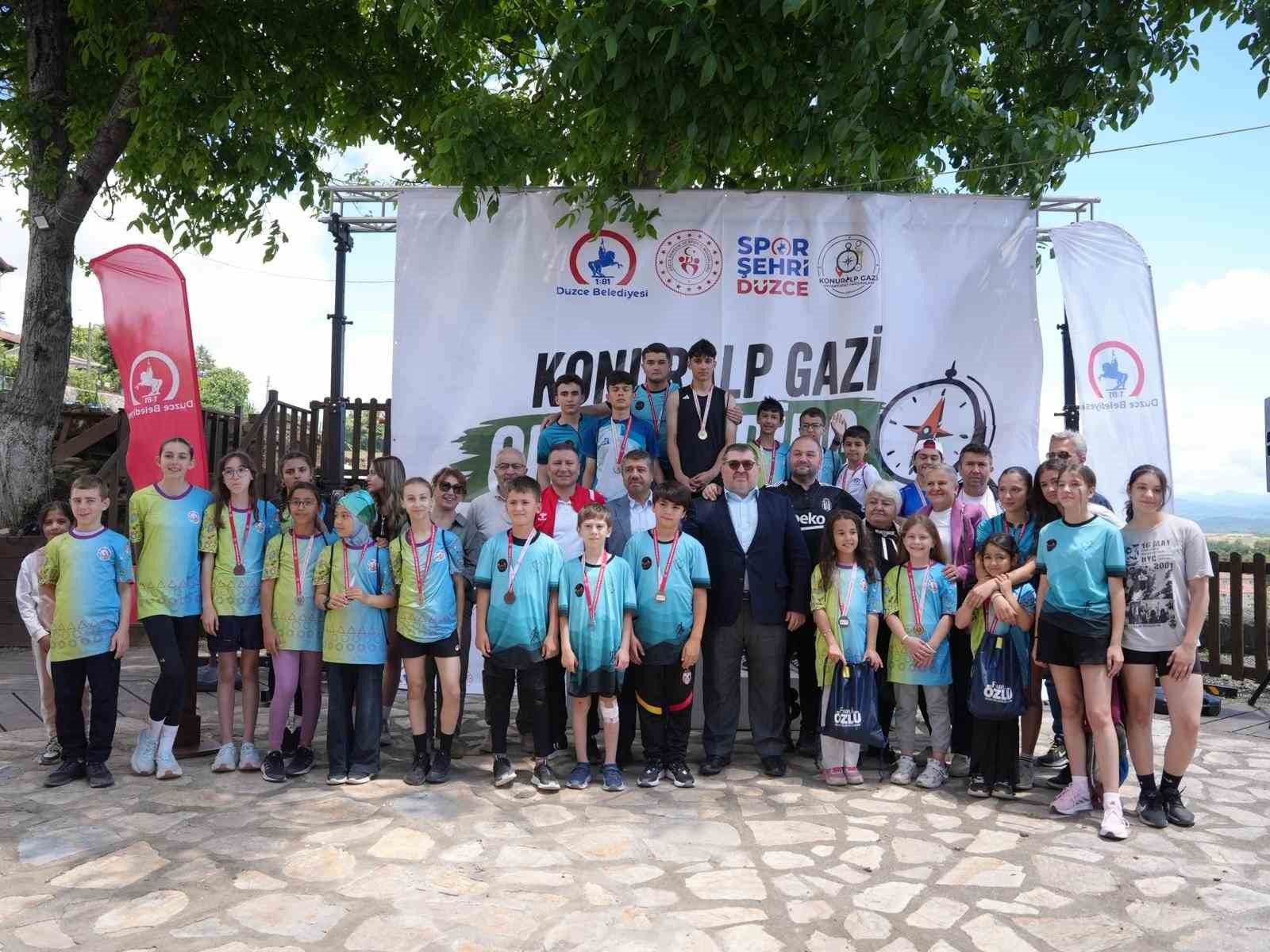 2300 yıllık Antik Kenti’nin eşsiz atmosferinde yönlerini buldular 7 2300 yillik antik kentinin essiz atmosferinde yonlerini buldular 3