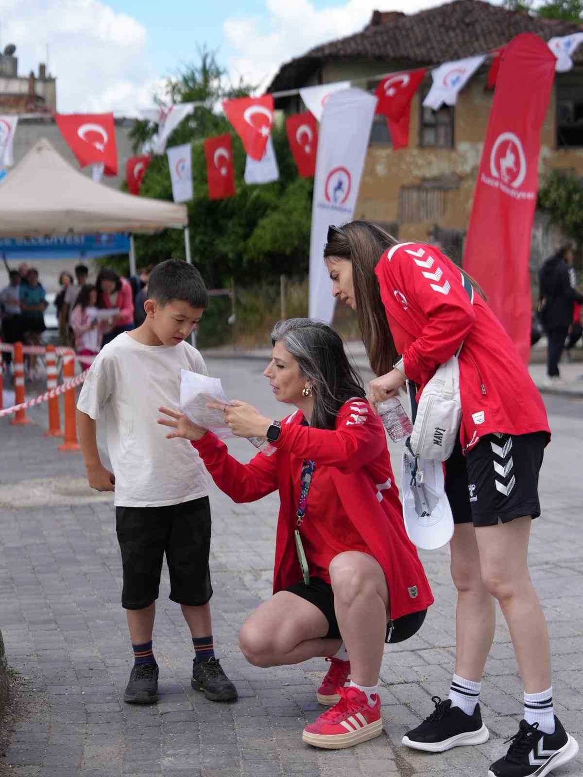2300 yıllık Antik Kenti’nin eşsiz atmosferinde yönlerini buldular 13 2300 yillik antik kentinin essiz atmosferinde yonlerini buldular 9 svrHz8Qv