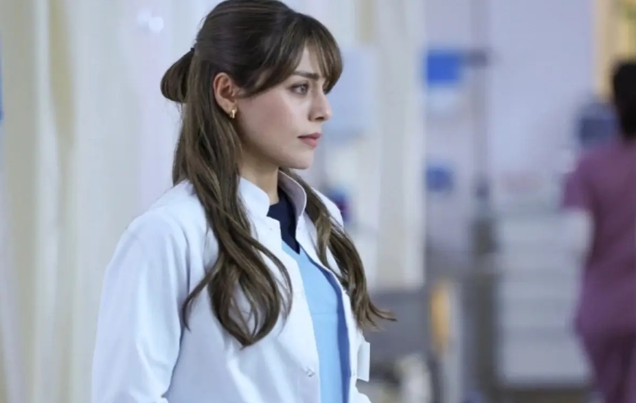 Sıla Türkoğlu Doktor: Başka Hayatta dizisinde hangi rolü oynuyor?