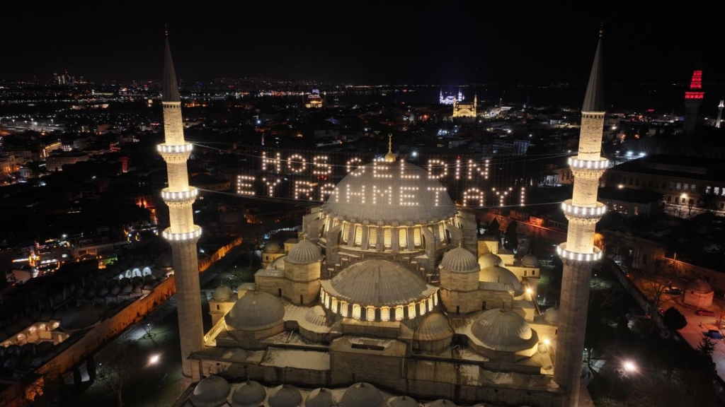 Ramazan’a Özel İftar Ve Sahur Programları 2026’da Ekranları Sarıyor! Hangi Kanalda Hangi Dini Yayın Var? 5 Ramazan’a özel iftar ve sahur programları 2026’da hangi kanallarda olacak?