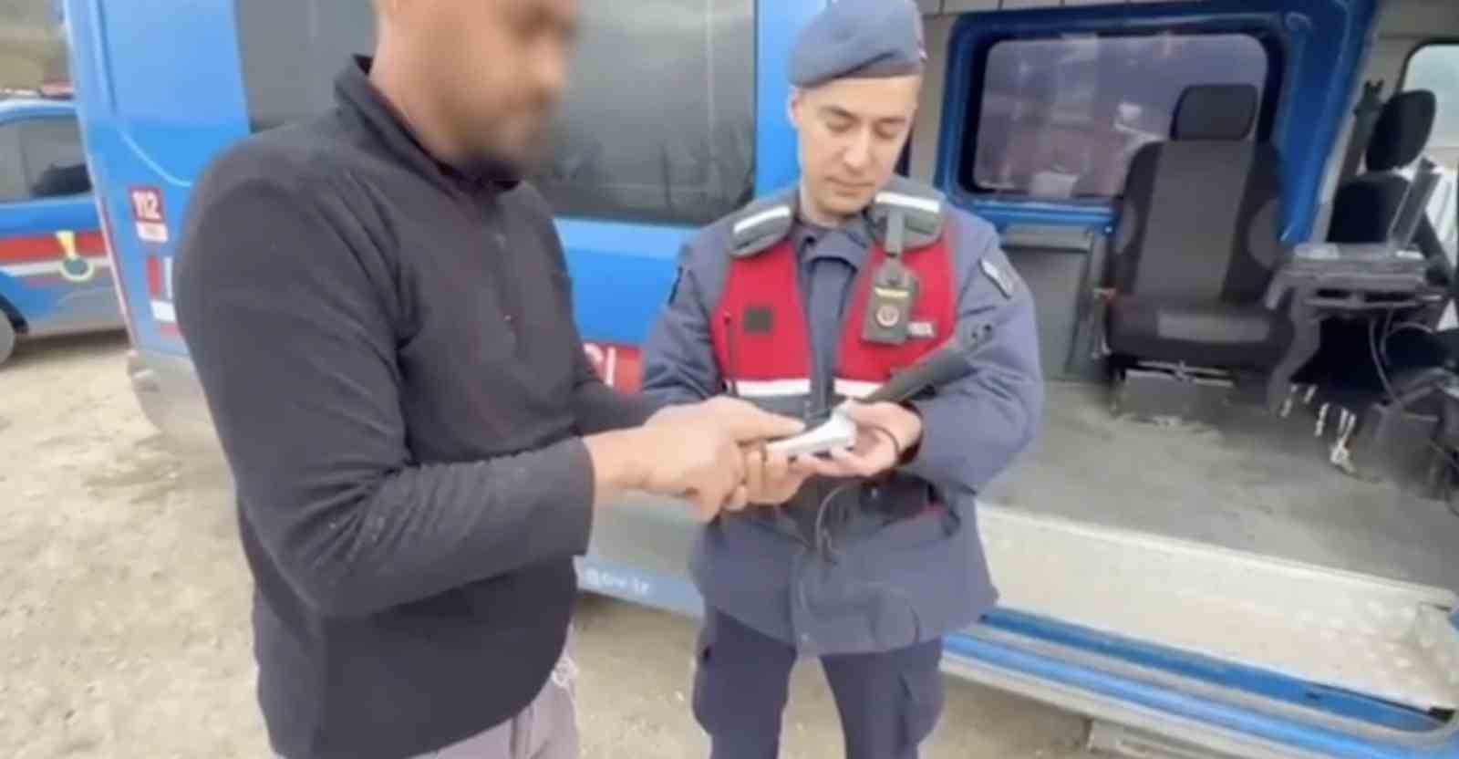 24 gunde 70 duzensiz gocmen yakalandi 3 iVLtA9LI