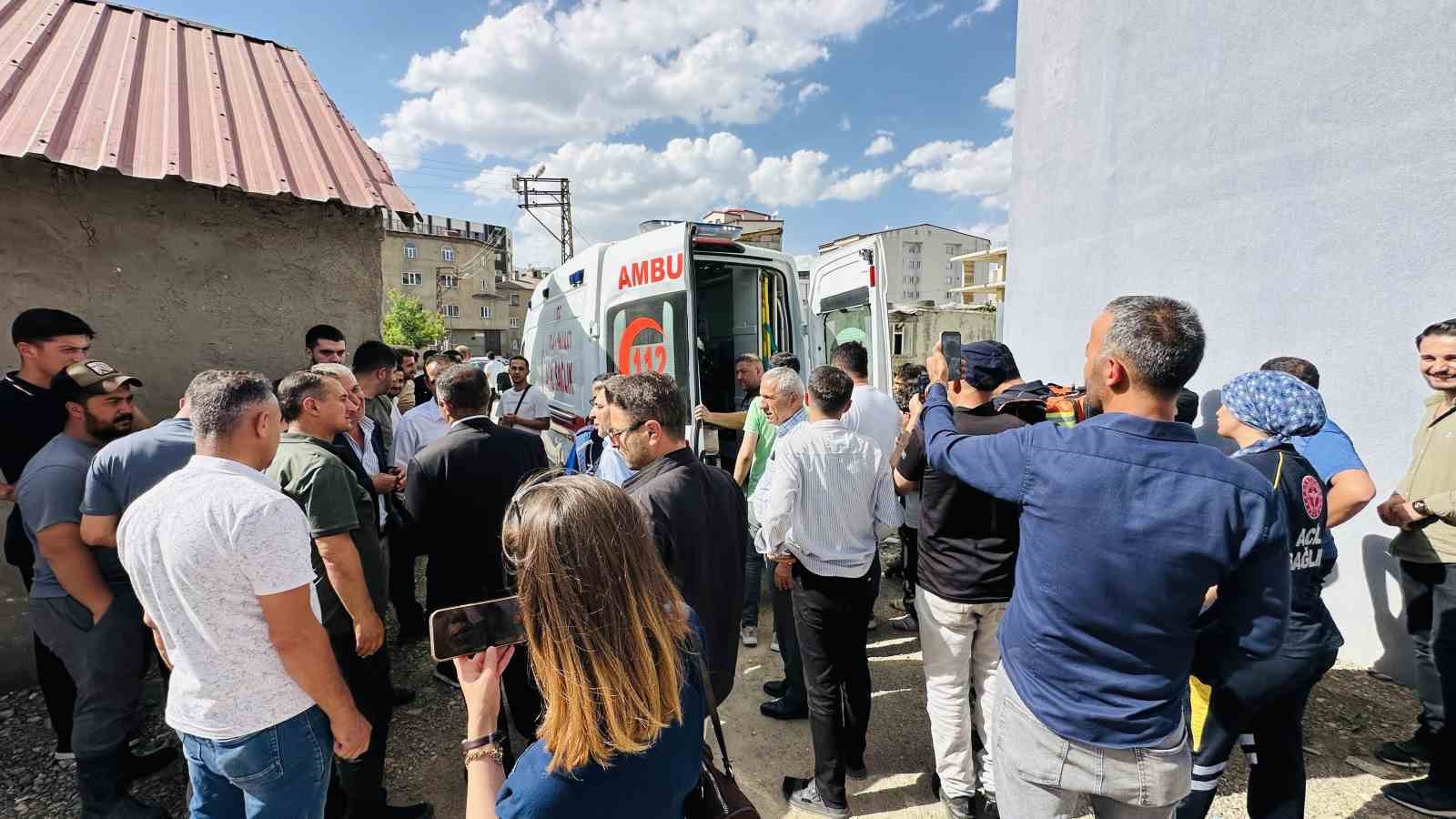 241’inci intihar girişimini Yüksekova’da gerçekleştirdi 10 241inci intihar girisimini yuksekovada gerceklestirdi 6 gRgPNQp8