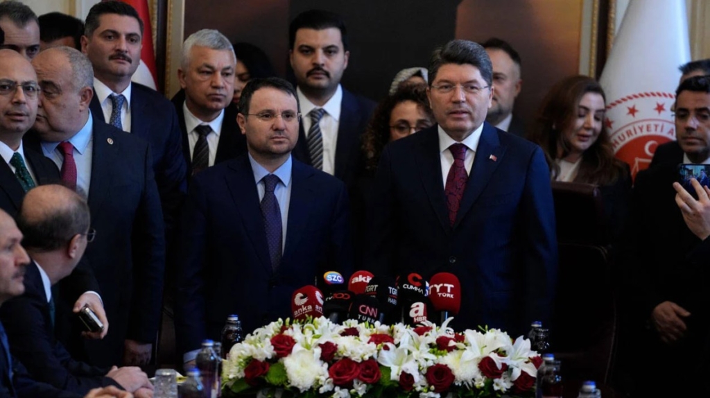 Yeni Adalet Bakanı Akın Gürlek’e yönelik siyasi eleştiriler neydi?