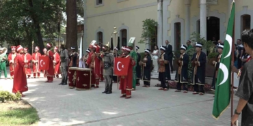 25-ulkeden-ogrenciler-ayni-safta-mehterle-kultur-koprusu-kurdular-lHjarJCj.jpg