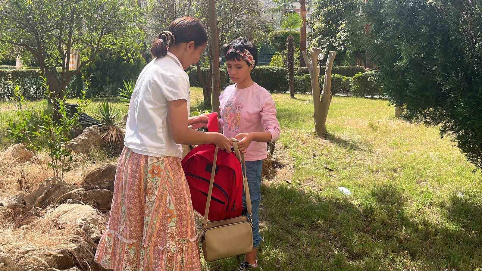 25 yasinda konusmayi birakan 10 yasindaki kizi icin yardim bekliyor 7 IWLPrdw1