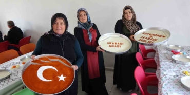 250-tepsi-hamur-dokuldu-5-kazan-arabasi-corbasi-birlik-beraberlik-icin-kaynadi-NJBuNDmW.jpg