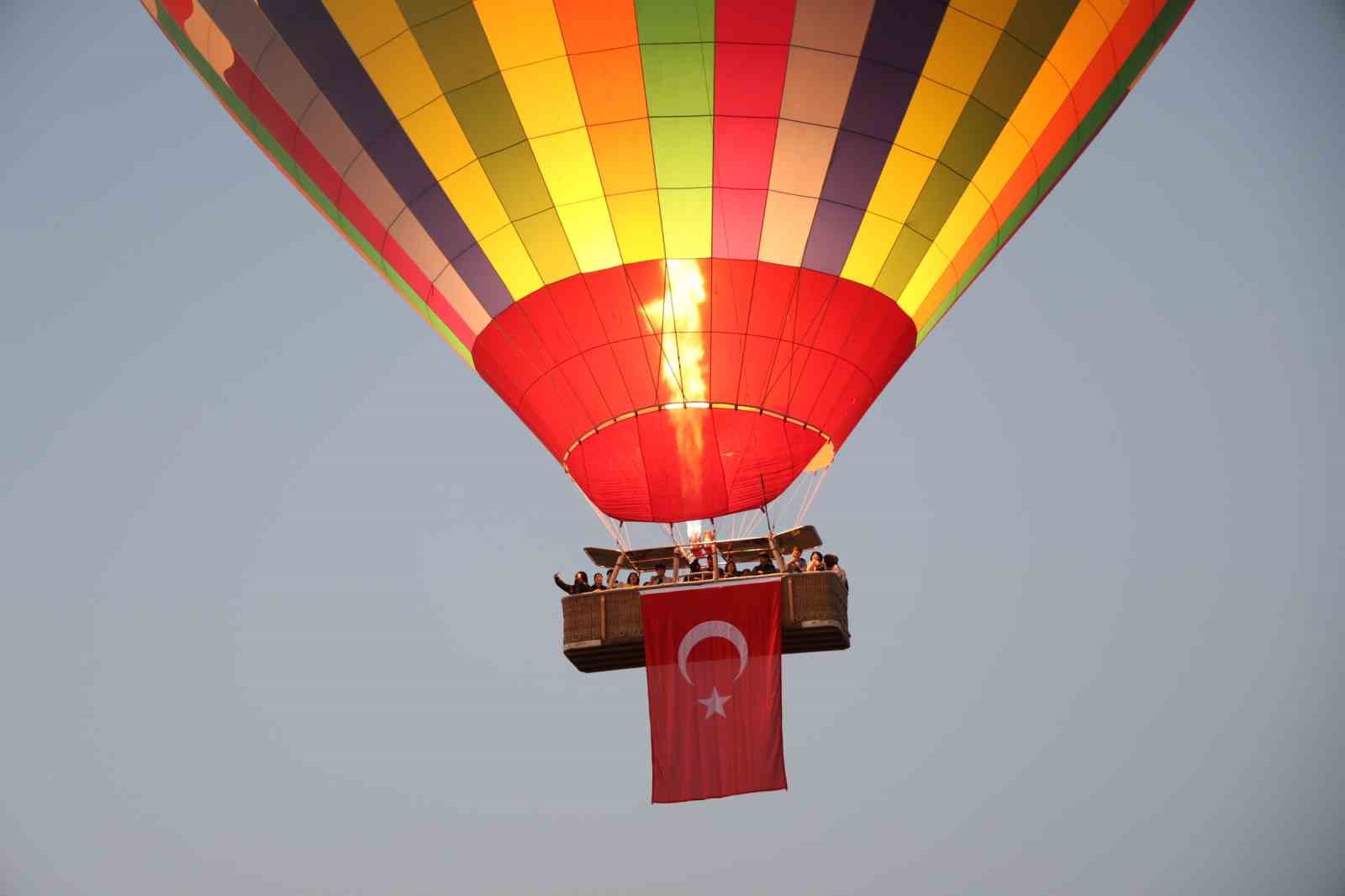 253 sehidin resimleri gok yuzunde 3 XLTpi9ZD