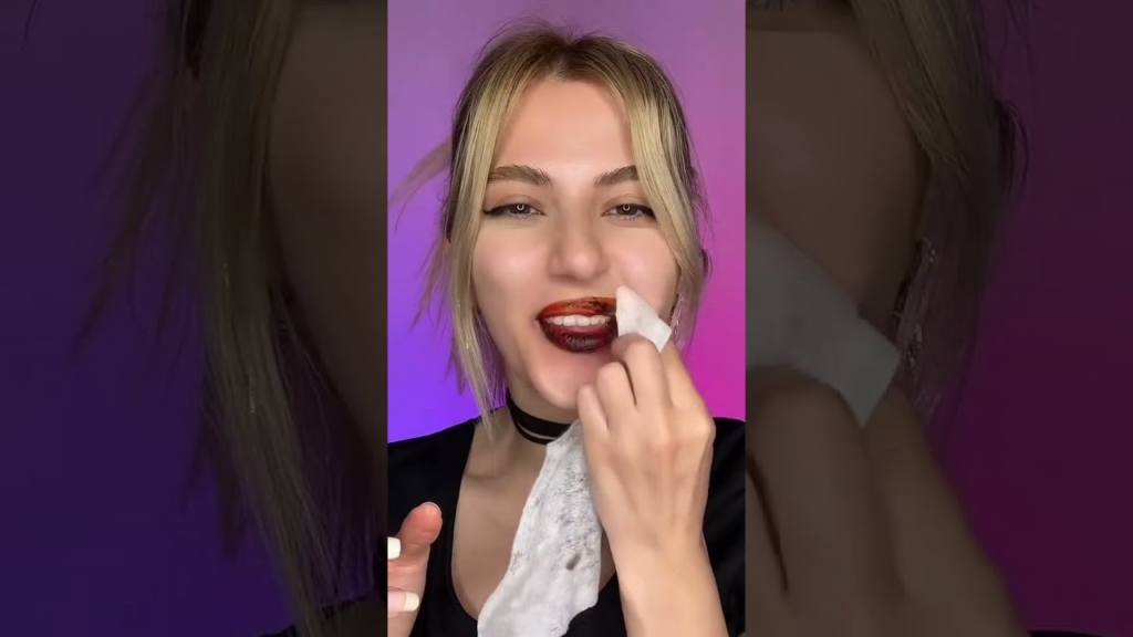 Dudaklarda kına ne kadar bekletilmeli?
