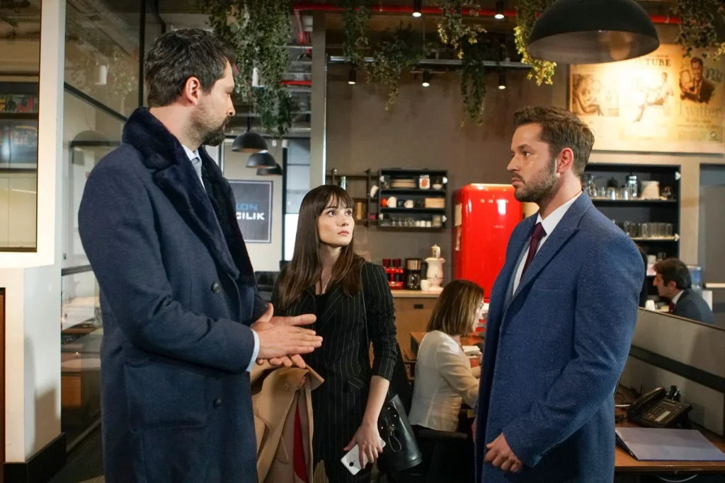 Yasak Elma ne zaman başlayacak? Fenomen dizinin dönüş tarihi ve yeni sezon detayları ortaya çıktı 24 Yasak Elma yeni sezon ne vadediyor?