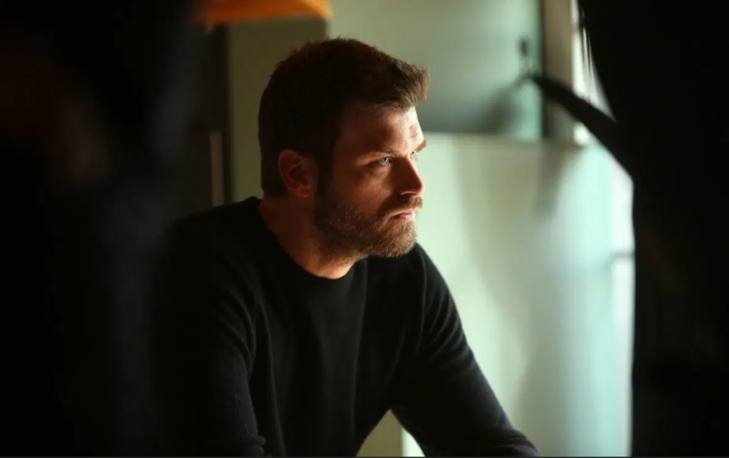 Kıvanç Tatlıtuğ hangi projelerle hafızalara kazındı?