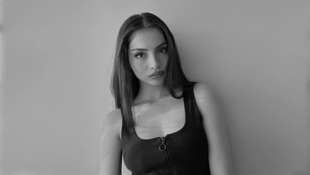 Ecem Ustaoğlu Kimdir?
