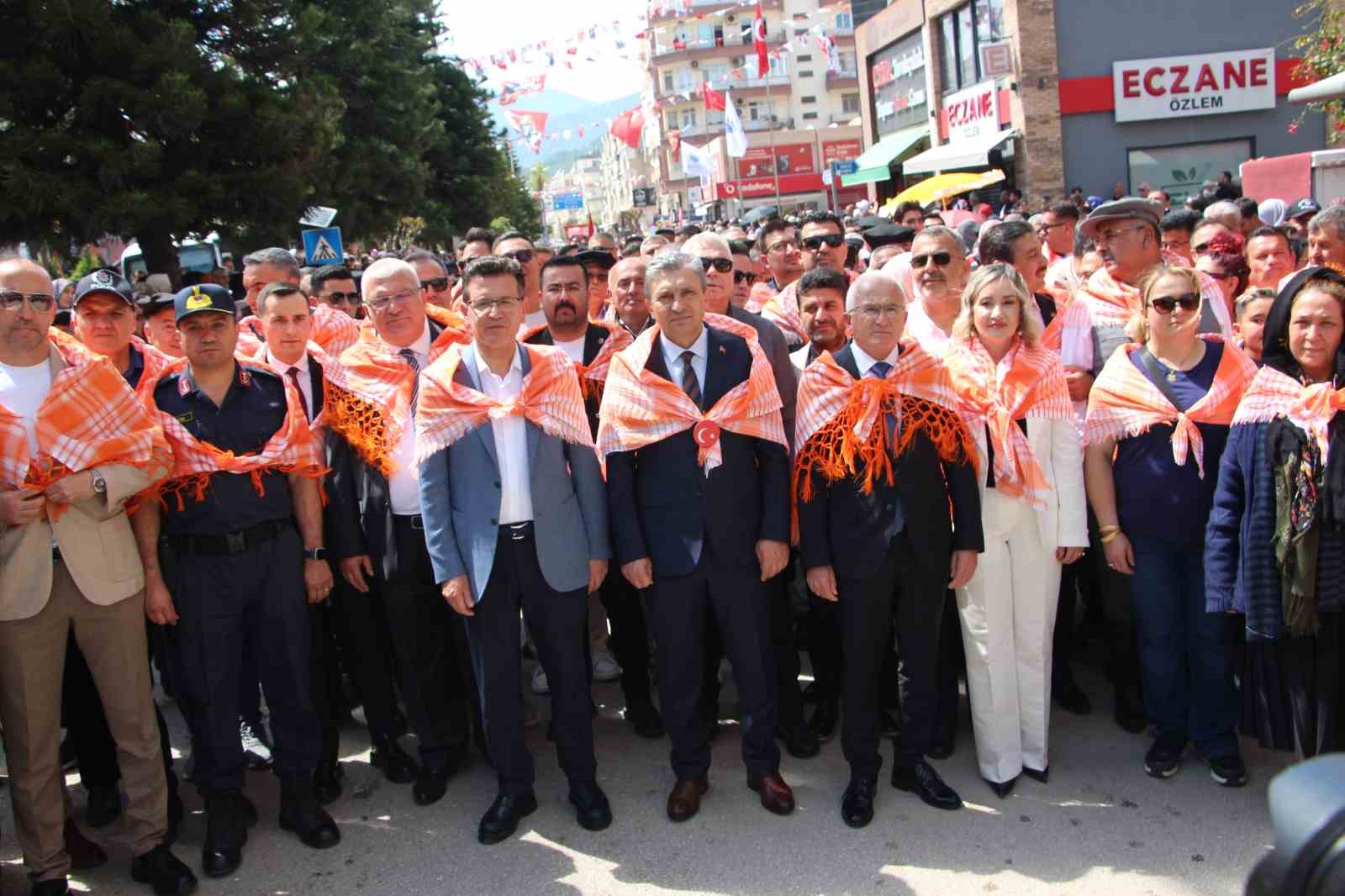 27 geleneksel kumluca tarim ve seracilik festivali yoruk gocu ile basladi 1 Gz3hwejL