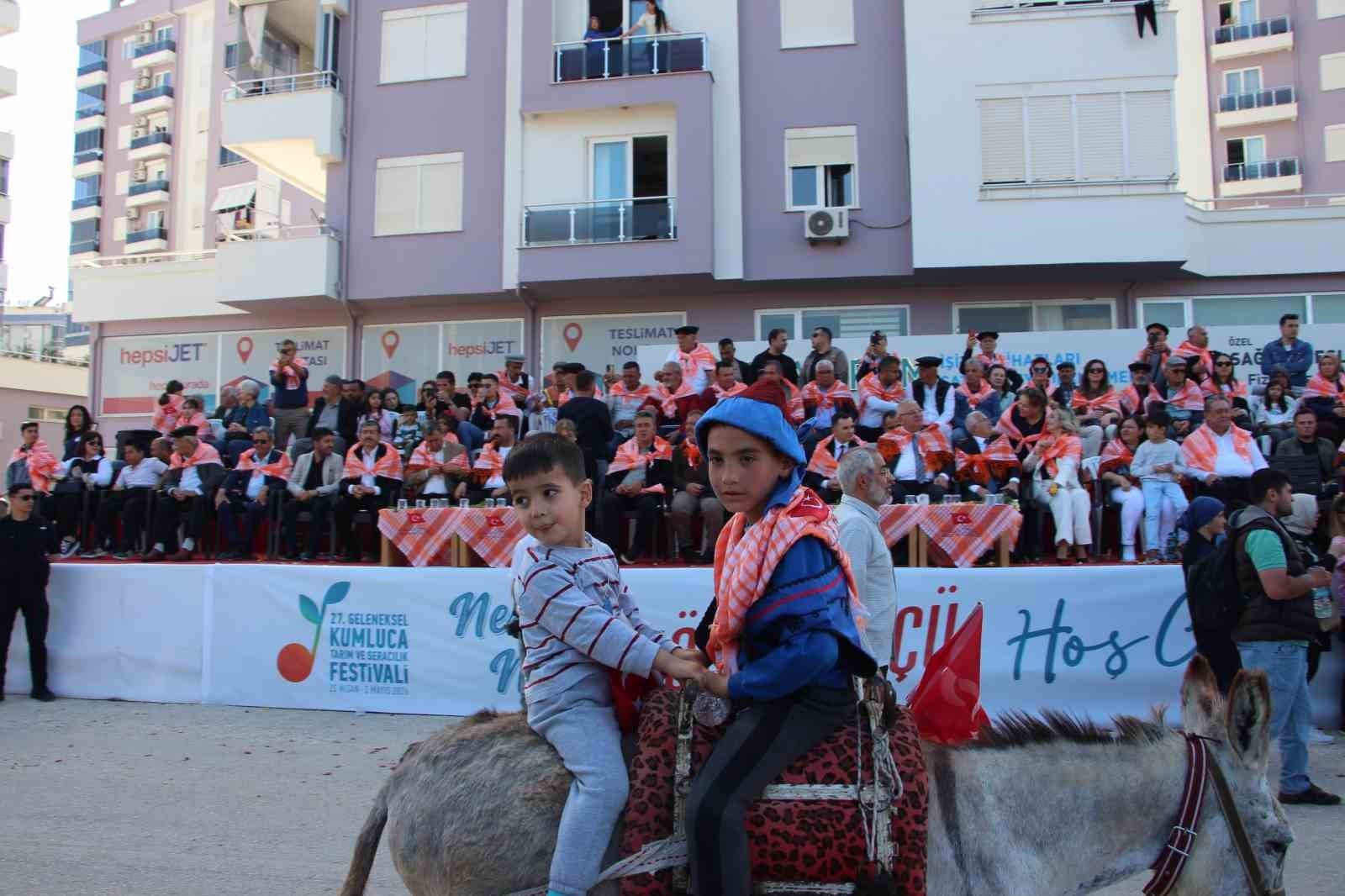 27 geleneksel kumluca tarim ve seracilik festivali yoruk gocu ile basladi 15 kE9gibgS