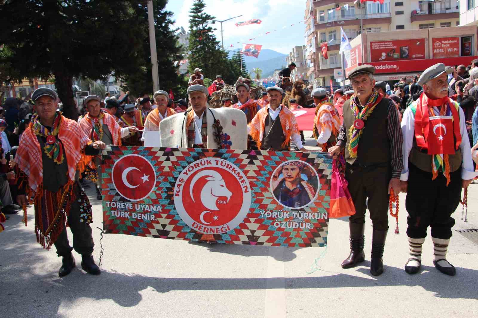 27 geleneksel kumluca tarim ve seracilik festivali yoruk gocu ile basladi 5 Yb3fCbWN
