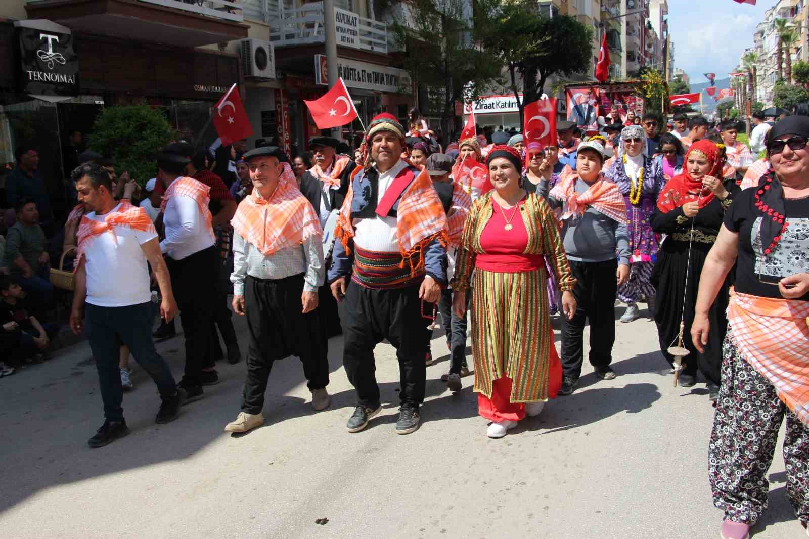 27 geleneksel kumluca tarim ve seracilik festivali yoruk gocu ile basladi 9 5LPBKuN3