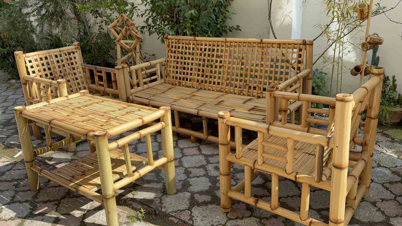 27 yillik saglikci bambuyu sanat eserlerine donusturuyor 5 cAbCHtiK