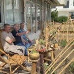 27-yillik-saglikci-bambuyu-sanat-eserlerine-donusturuyor-fFNnSMhb.jpg