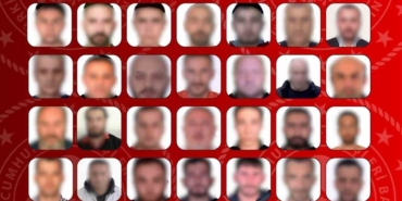 27si-kirmizi-bultenle-aranan-48-suclu-turkiyeye-getirildi-QhiOSqw4.jpg