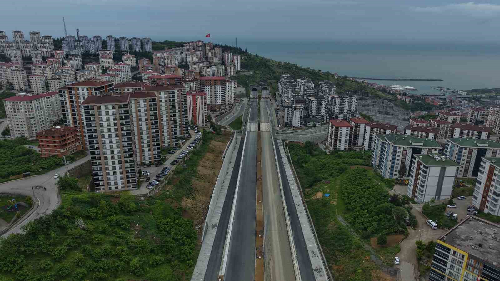 28 kilometre uzunlugundaki kanuni bulvarinin 20 kilometrelik kismi ulasima acildi 2 pmBAnvQf