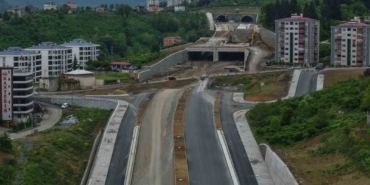 28-kilometre-uzunlugundaki-kanuni-bulvarinin-20-kilometrelik-kismi-ulasima-acildi-zAKmOcc4.jpg